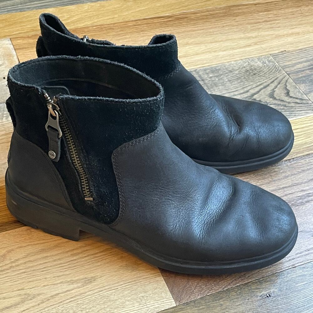 UGG Harrison Zip Women's 9.5 Black Leather Suede Waterproof Ankle Boots